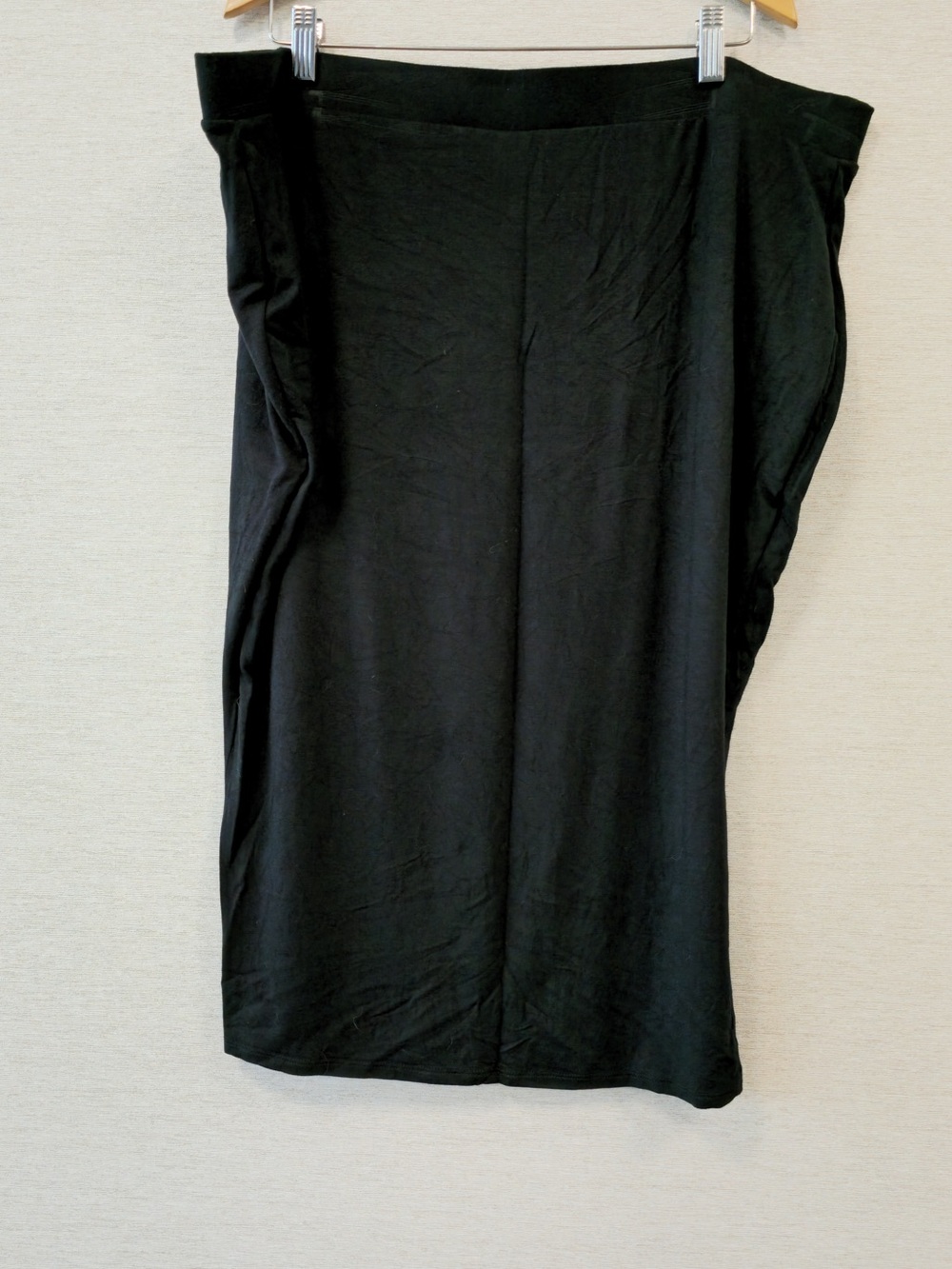 Ava & Viv Black Midi Pencil Skirt
